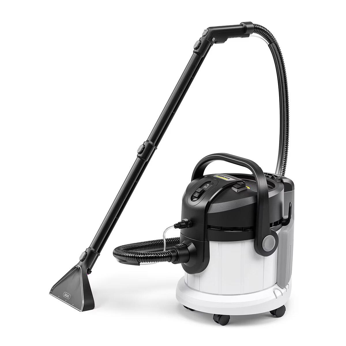 Tipo de producto: Lava-aspiradores (puzzy)
Depósito: Recipiente de agua limpia 4 litros
Recipiente de agua sucia 4 litros 1,8 m
Capacidad de trabajo: Ancho de trabajo mm
Dimensiones: 38,5 (ancho) x 53,5 (alto) x 43 (fondo) cm
Peso: 7,6 kg
Tipo de motorización: Eléctrica a red 220-240 V ~50Hz
Motores eléctricos: Tensión: 230 V
Frecuencia: 50 Hz
Longitud del cable: 6 m
Potencia (W)1,4 kW
Potencia útil40 W
Recomendaciones: Por su propia seguridad trabaje siempre con esta máquina haciendo uso de los EPI (Elementos de Protección Individual) necesarios.

Incluye de serie
Manguera de aspiración: 2 m.
-Tubos de pulverización y aspiración: 2 uds, de 0,5 m, de plástico.
-Boquilla de aspiración para suelos con accesorio para suelos duros: 22,7 cm.
-Boquilla de aspiración en seco/húmedo: Clips para uso en suelos duros y moquetas.
-Boquilla para ranuras.
-Boquilla para tapicerías.
-Detergente para limpieza de alfombras RM 519, 100 ml.
-Filtros de cartucho: una pieza.
-Bolsa de filtro de fieltro: 1 ud.
-Sistema de confort 2 en 1: manguera integrada de pulverización y aspiración.

Equipamiento
-Protección de circulación resistente a los golpes.
-Cómoda asa de transporte 3 en 1.
-Almacenaje de accesorios en el equipo.
-Superficie de almacenamiento para piezas pequeñas.