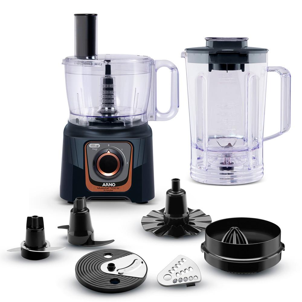 El multiprocesador Arno Multichef ofrece 24 funciones para picar, rebanar, rallar, mezclar masa, exprimir jugos y licuar alimentos de forma rápida y cómoda.

La jarra de la licuadora con una capacidad total de 3,1L y el recipiente de 1,5L te permiten preparar recetas en cantidades grandes o pequeñas, ideal para toda la familia o porciones individuales.

El Arno Multichef sólo puede activarse bloqueando correctamente el accesorio al cuerpo, garantizando una mayor seguridad durante el uso y evitando un mal funcionamiento del producto.

Descripción
* 24 funciones para una Máxima Versatilidad.
* Capacidad de la jarra con un total de 3,1L.
* Accesorios extraíbles y fáciles de limpiar.
* Capacidad del recipiente de 1,5L.
* Potencia 700W.
* 2 velocidades.
* 7 accesorios.

Imágenes meramente ilustrativas. Imágenes e información sujetas a cambios sin previo aviso.
Medidas del Packaging
ANCHO: 20 CM
ALTO: 33 CM
LARGO: 40 CM
PESO: 1900 GR