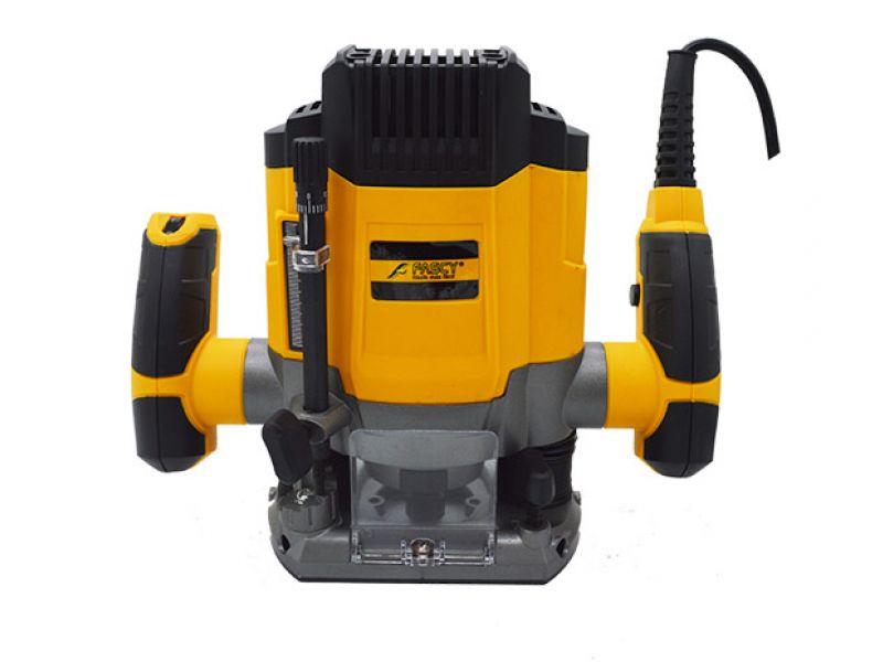 MODELO: FA3388 
VOLTAJE: 220V 50/ 60HZ 
POTENCIA: 1200W 
VELOCIDAD: 11000-30000RPM 
ANCHURA DE CEPILLADO: 125MM 
PROFUNDIDAD MÁXIMA: 55MM 
MANDRIL: 6MM - 8MM 
PROTECCION: II PESO: 3,20kg